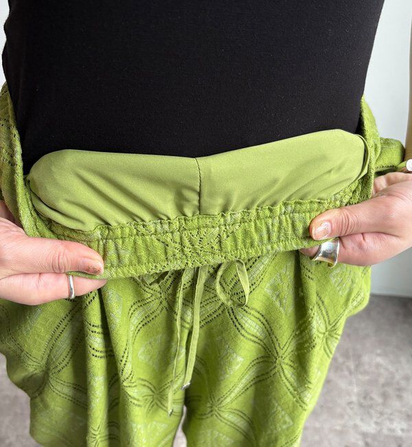  「【WEB限定】パッチワーク風レースイージーパンツ」|チノ|