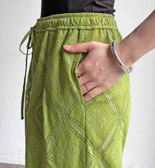  「【WEB限定】パッチワーク風レースイージーパンツ」|チノ|