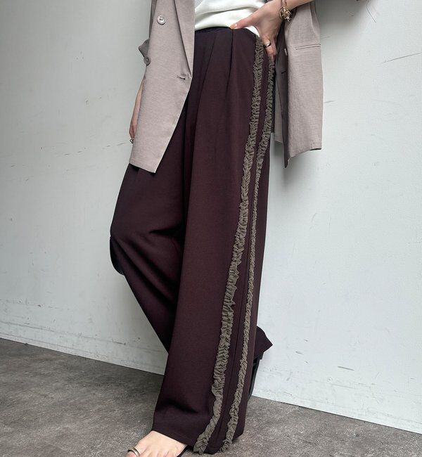  「【WEB限定】カットジョーゼットサイドチュールフリルパンツ」|チノ|