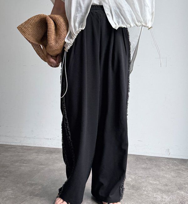  「【WEB限定】カットジョーゼットサイドチュールフリルパンツ」|チノ|