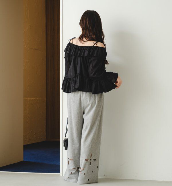  「【新色追加/2サイズ展開/低身長サイズ】カットアウトスウェットパンツ」|チノ|