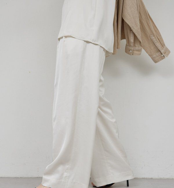  「サテンスラックス」|チノ|