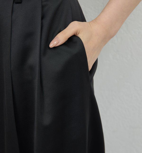  「サテンスラックス」|チノ|