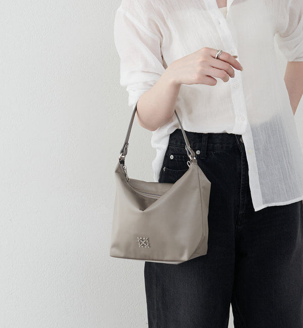  「クラウズナイロンシンプルショルダーバッグ」|ショルダー・メッセンジャー|