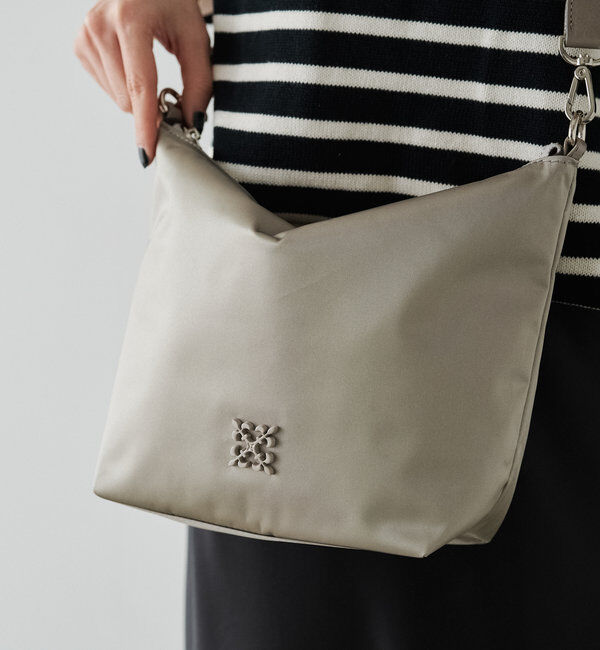  「クラウズナイロンシンプルショルダーバッグ」|ショルダー・メッセンジャー|