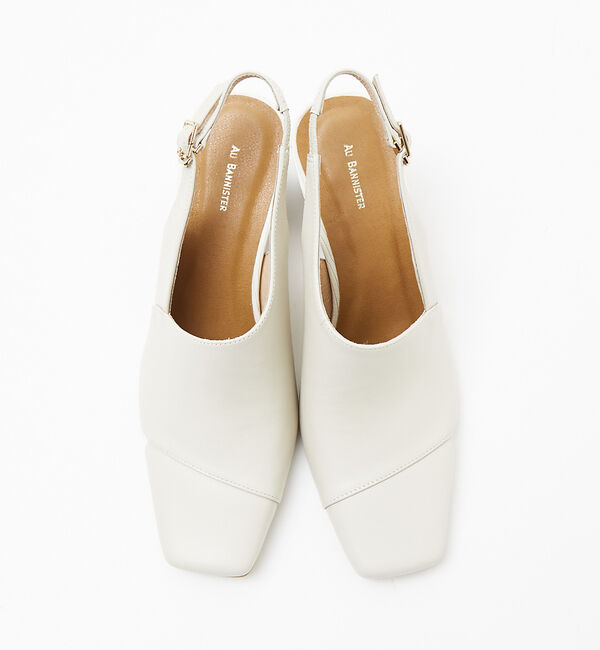 AU BANNISTER「アシンメトリー スクエアトゥブーサン」|サンダル|