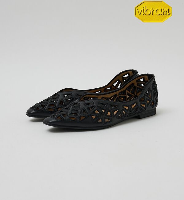 AU BANNISTER「【Vibramソール搭載】レーザーカットパンプス」|パンプス|