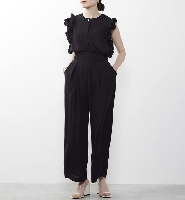 TIARA「タックフレアパンツ」|スラックス|