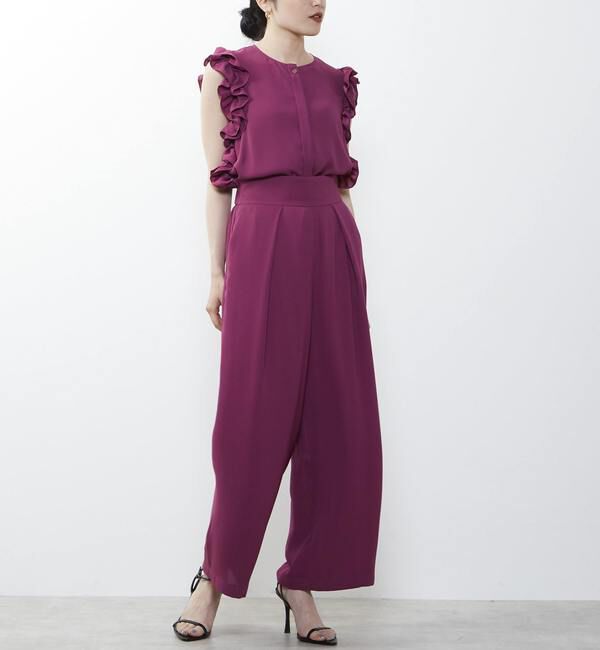 TIARA「タックフレアパンツ」|スラックス|