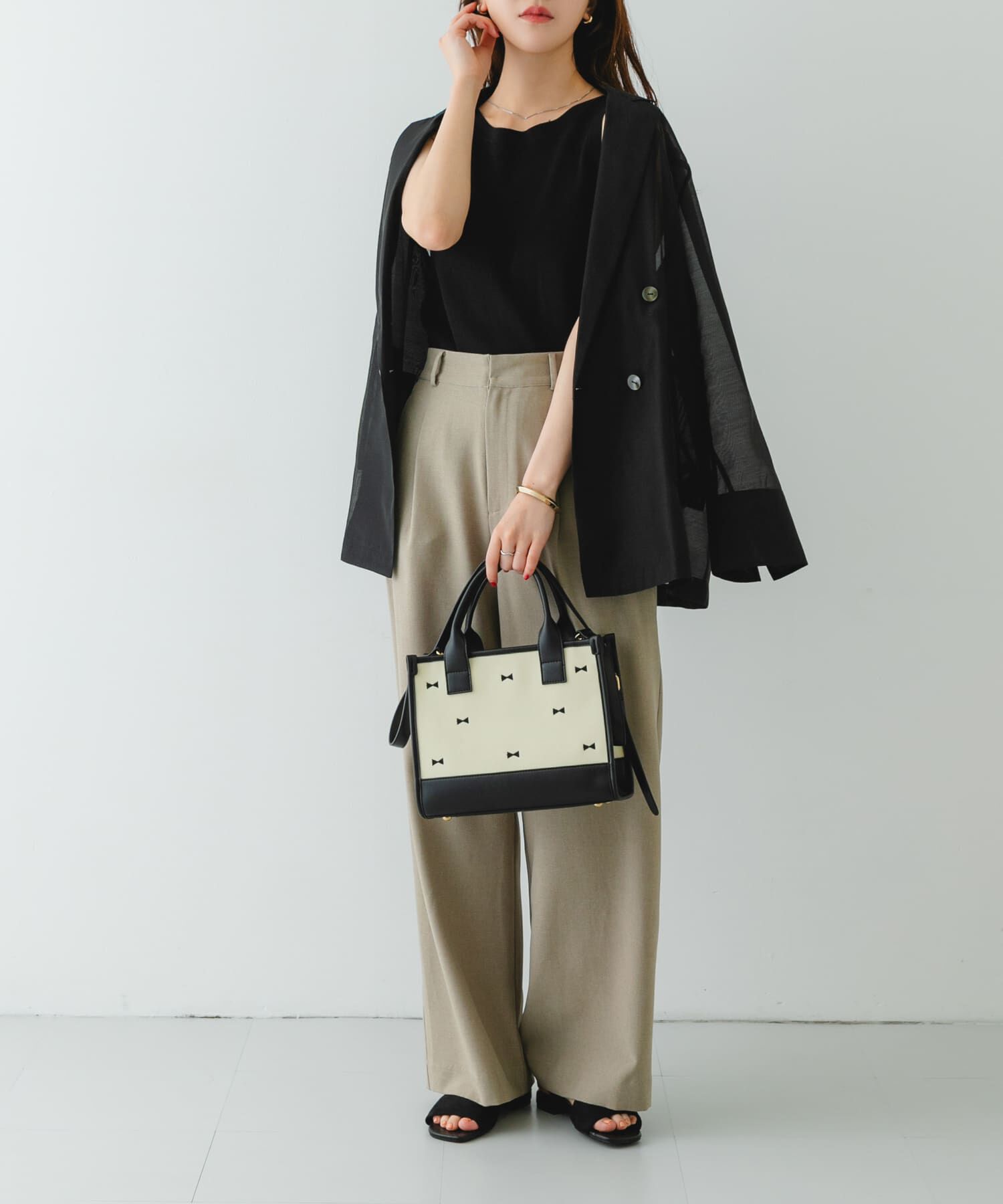 RODE SKO「刺繍スクエアバッグ」|ハンドバッグ|