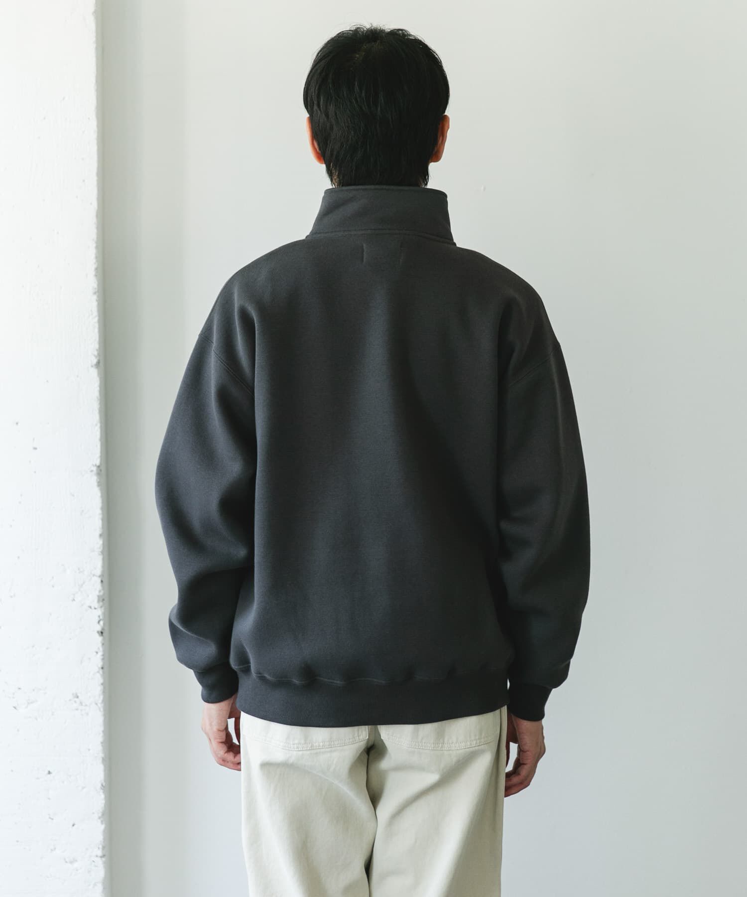 URBAN RESEARCH DOORS「『XLサイズ/WEB限定』『別注』PENNEYS&times;DOORS　THE FOX ハーフジップスウェット」|スウェット・ジャージ|