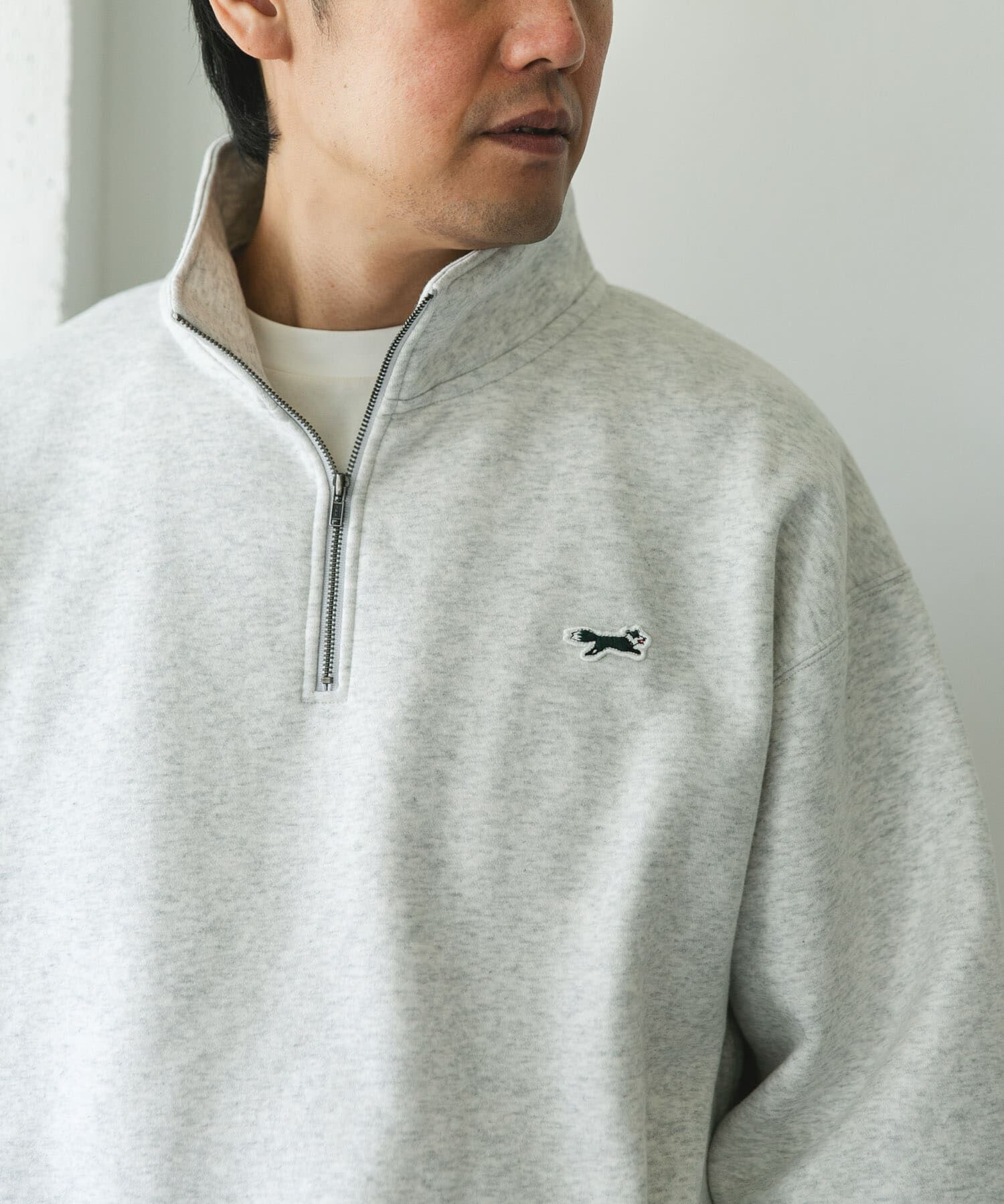 URBAN RESEARCH DOORS「『XLサイズ/WEB限定』『別注』PENNEYS&times;DOORS　THE FOX ハーフジップスウェット」|スウェット・ジャージ|