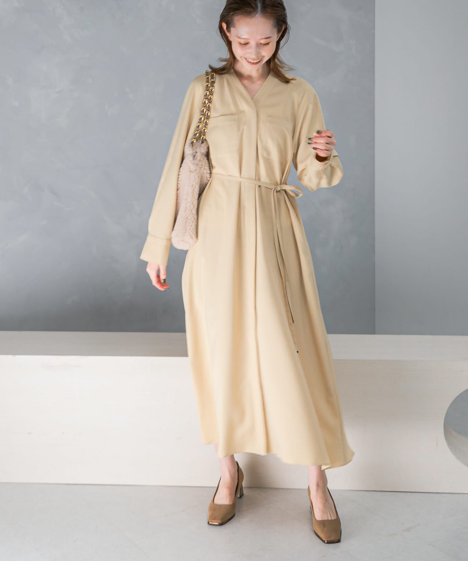 URBAN RESEARCH ROSSO「ポケットデザインVネックワンピース」|ワンピース|