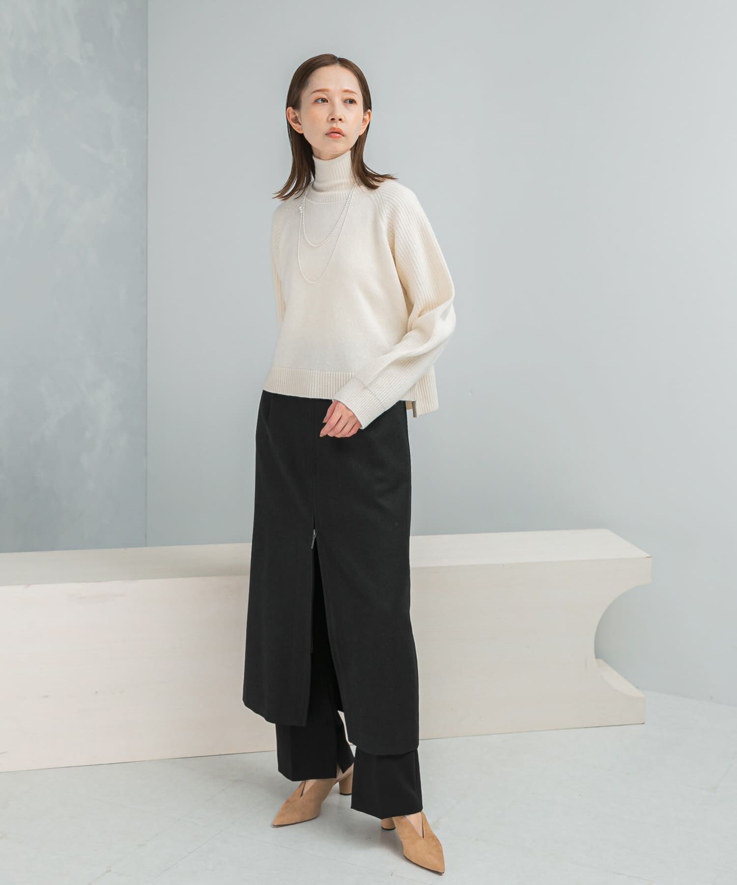 URBAN RESEARCH ROSSO「『UR TECH』後ゴムスリットストレートスカート」|スカート|