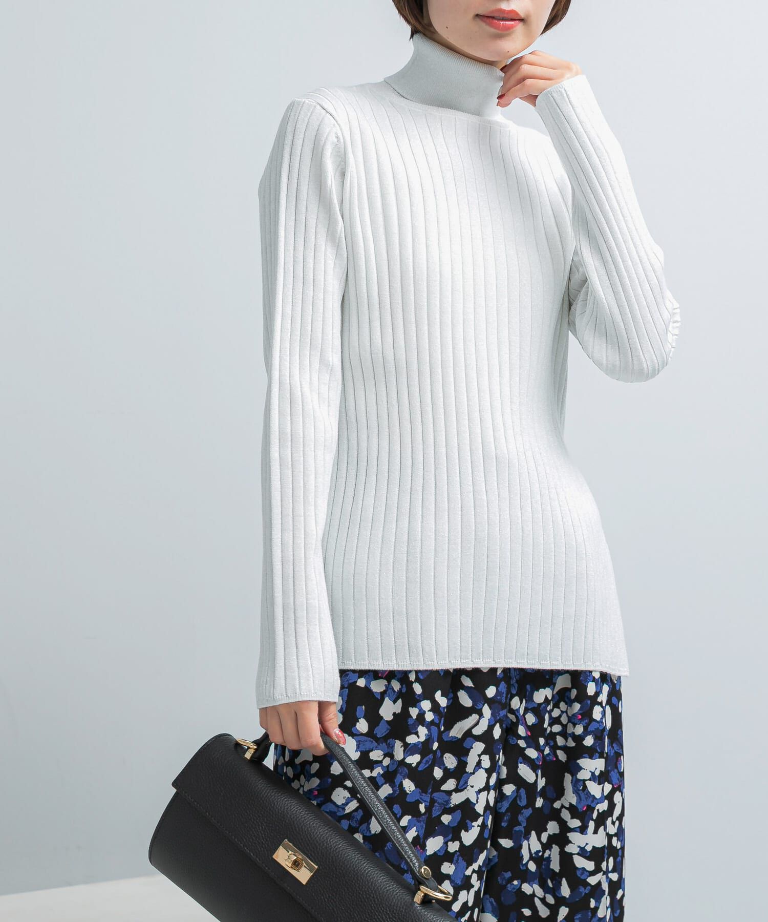 URBAN RESEARCH ROSSO「エクストラファインリブタートルニット」|ニット・セーター|オフホワイト