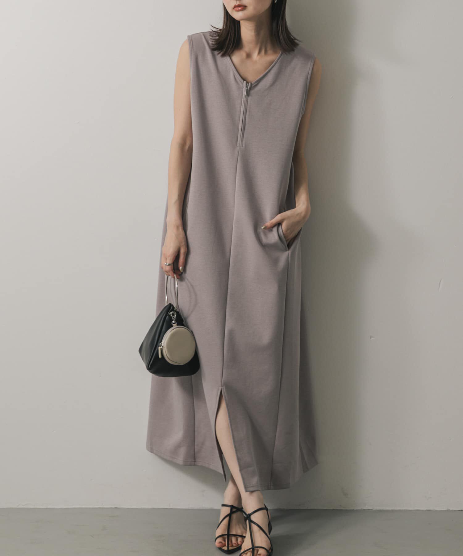 SENSE OF PLACE by URBAN RESEARCH「ZIPVネックカットワンピース」|ワンピース|グレー