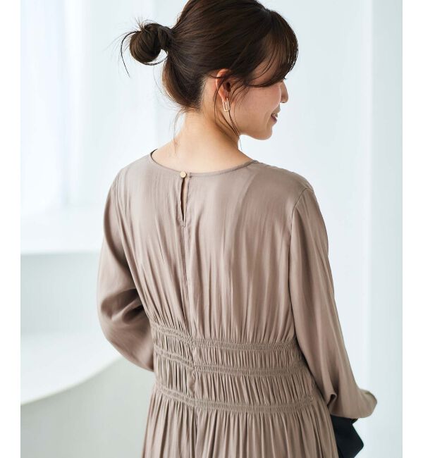 le.coeur blanc「シャーリングVネックワンピース」|ワンピース|