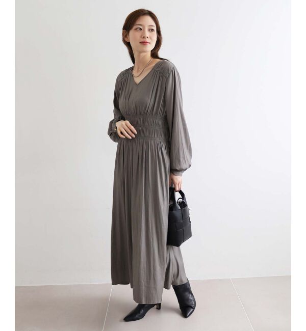 le.coeur blanc「シャーリングVネックワンピース」|ワンピース|