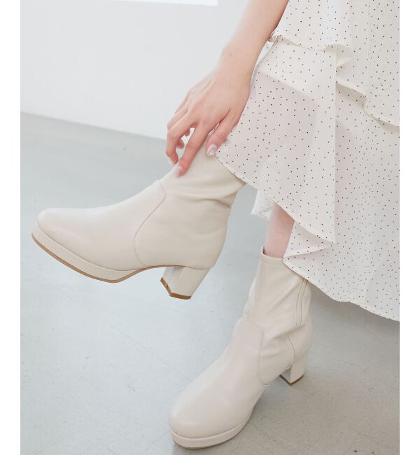  「フカフカヒールストレッチブーツ」|ショートブーツ|