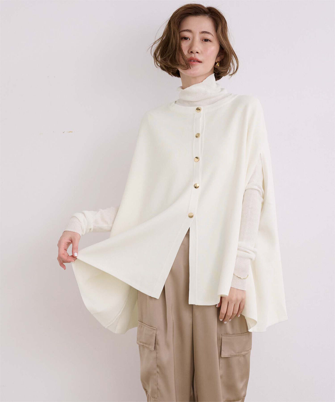 ur's「ゴールド釦ケープニットカーディガン」|カーディガン|