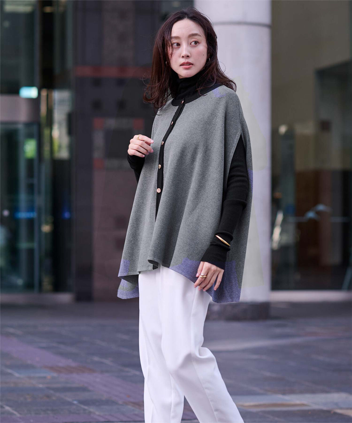 ur's「ゴールド釦ケープニットカーディガン」|カーディガン|