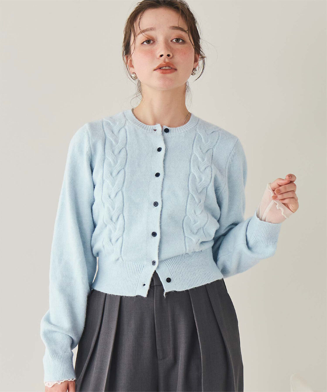 titivate「【いつきさんコラボアイテム】ケーブルデザインニットカーディガン」|ニット・セーター|