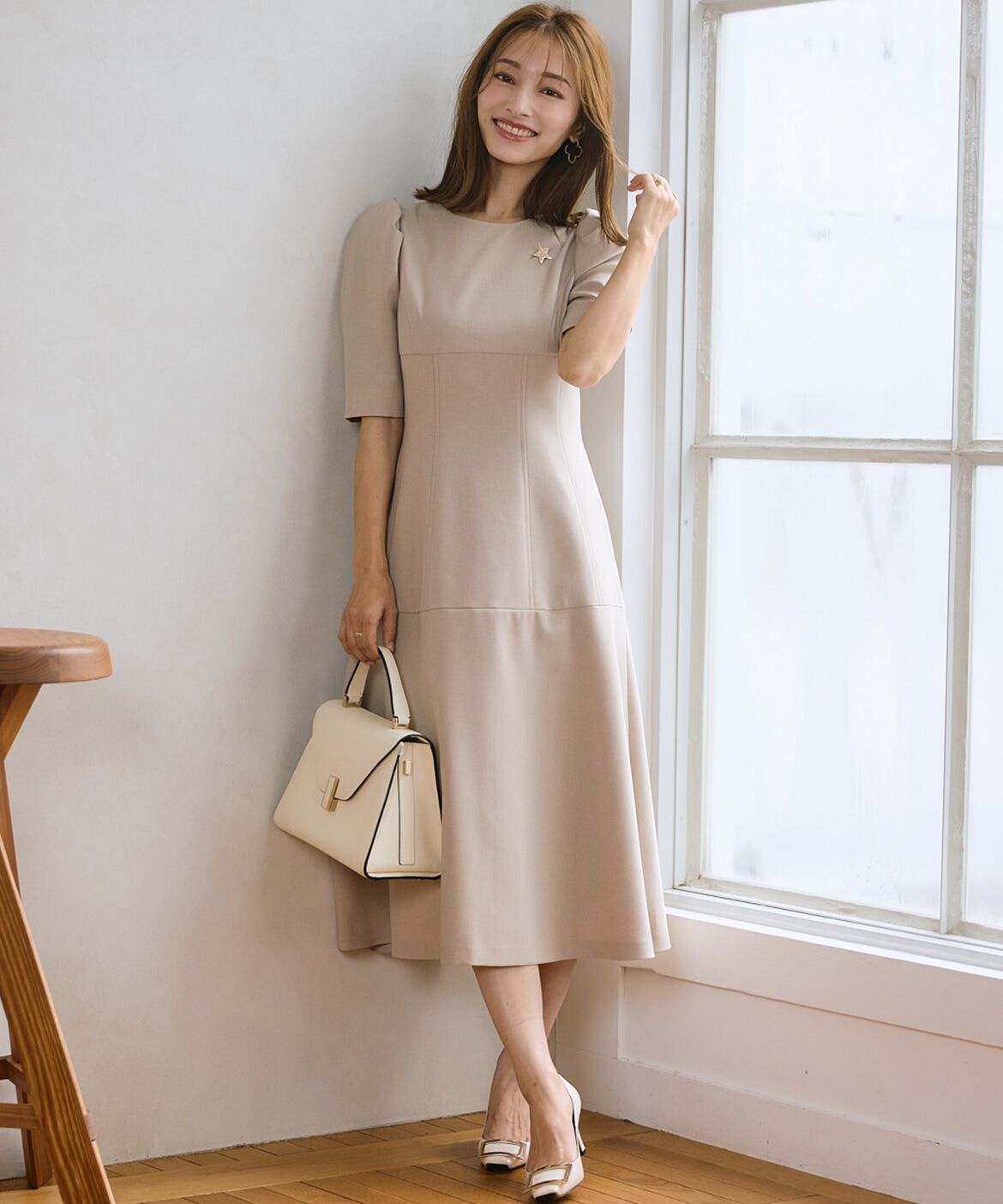 Maglie le cassetto「《M Maglie le cassetto&times;吉田理紗》クチュールシルエットワンピース」|ワンピース|ベージュ2