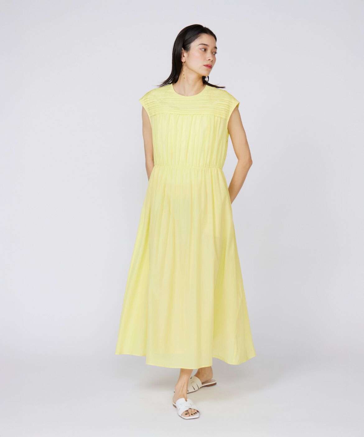 INED「《大きいサイズ》タックワンピース」|ワンピース|