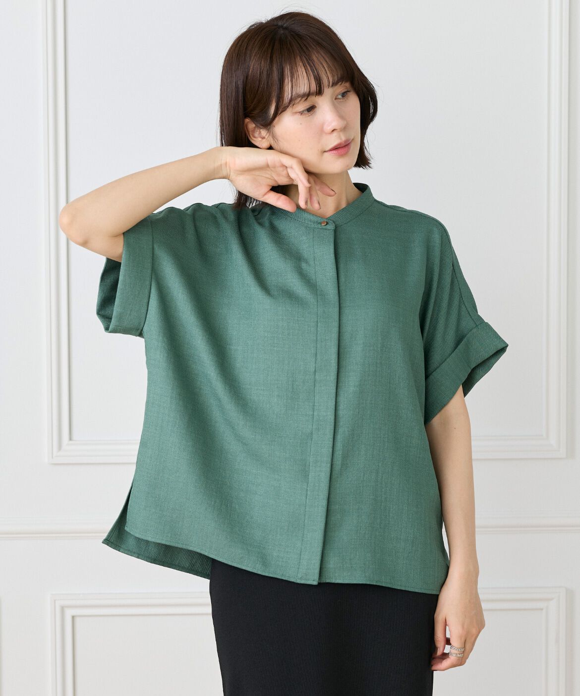 7-IDconcept.「《大きいサイズ》麻調ワイドスリーブブラウス」|シャツ・ブラウス|モスグリーン2
