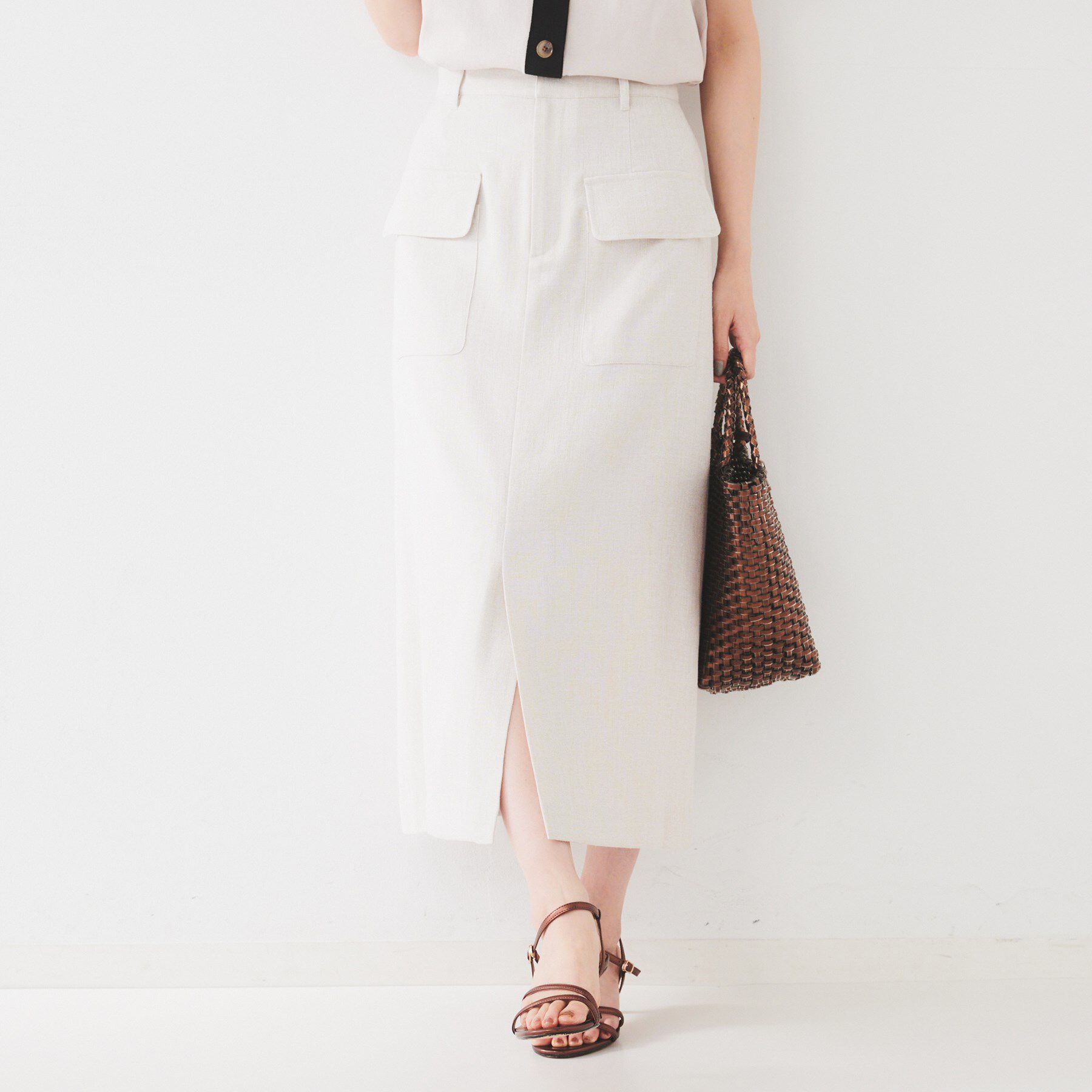 UNTITLED「【きれいめ/前スリット】麻混カーゴスカート」|スカート|