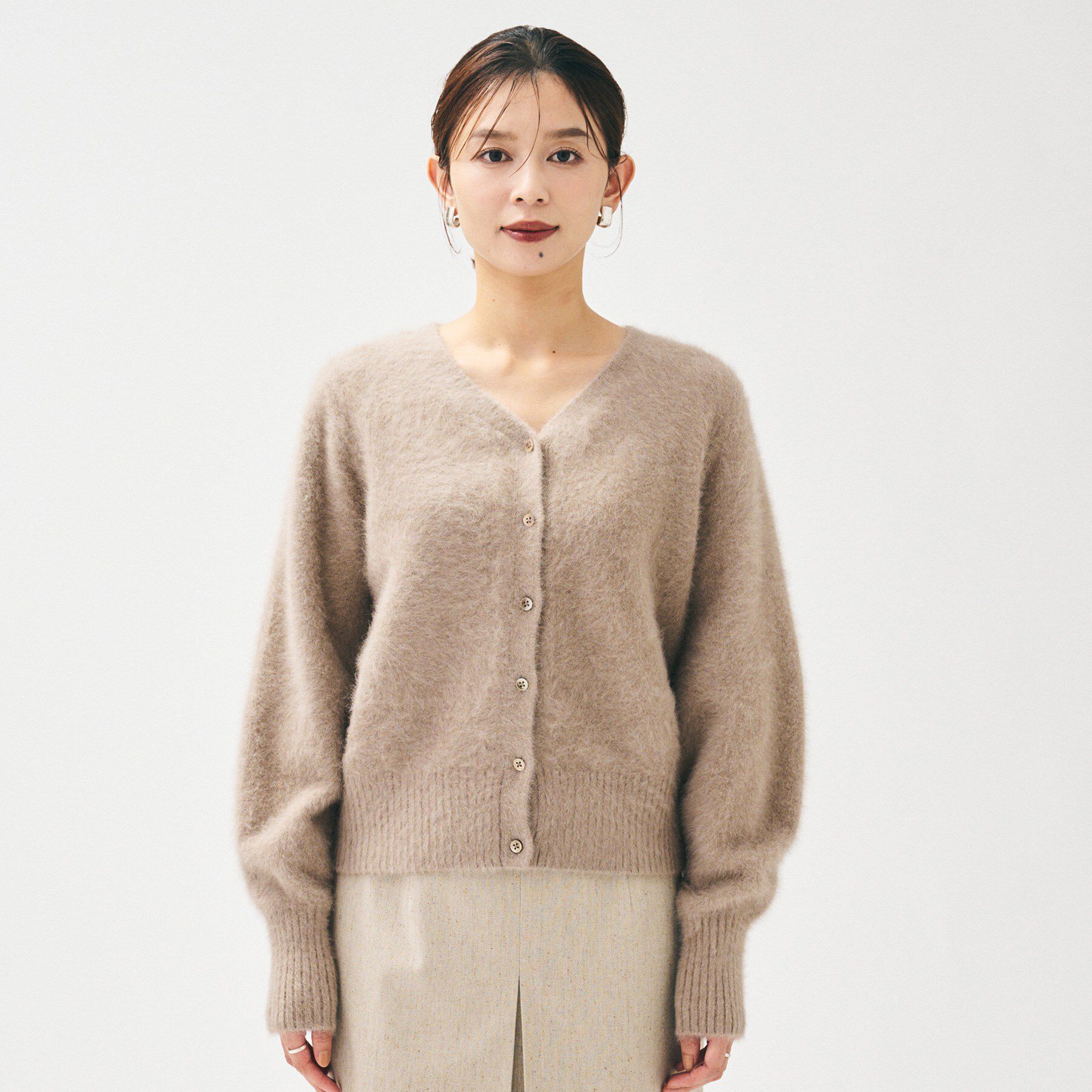 UNTITLED「【ふわふわニット/前後2WAY】フォックスカシミヤカーディガン」|カーディガン|
