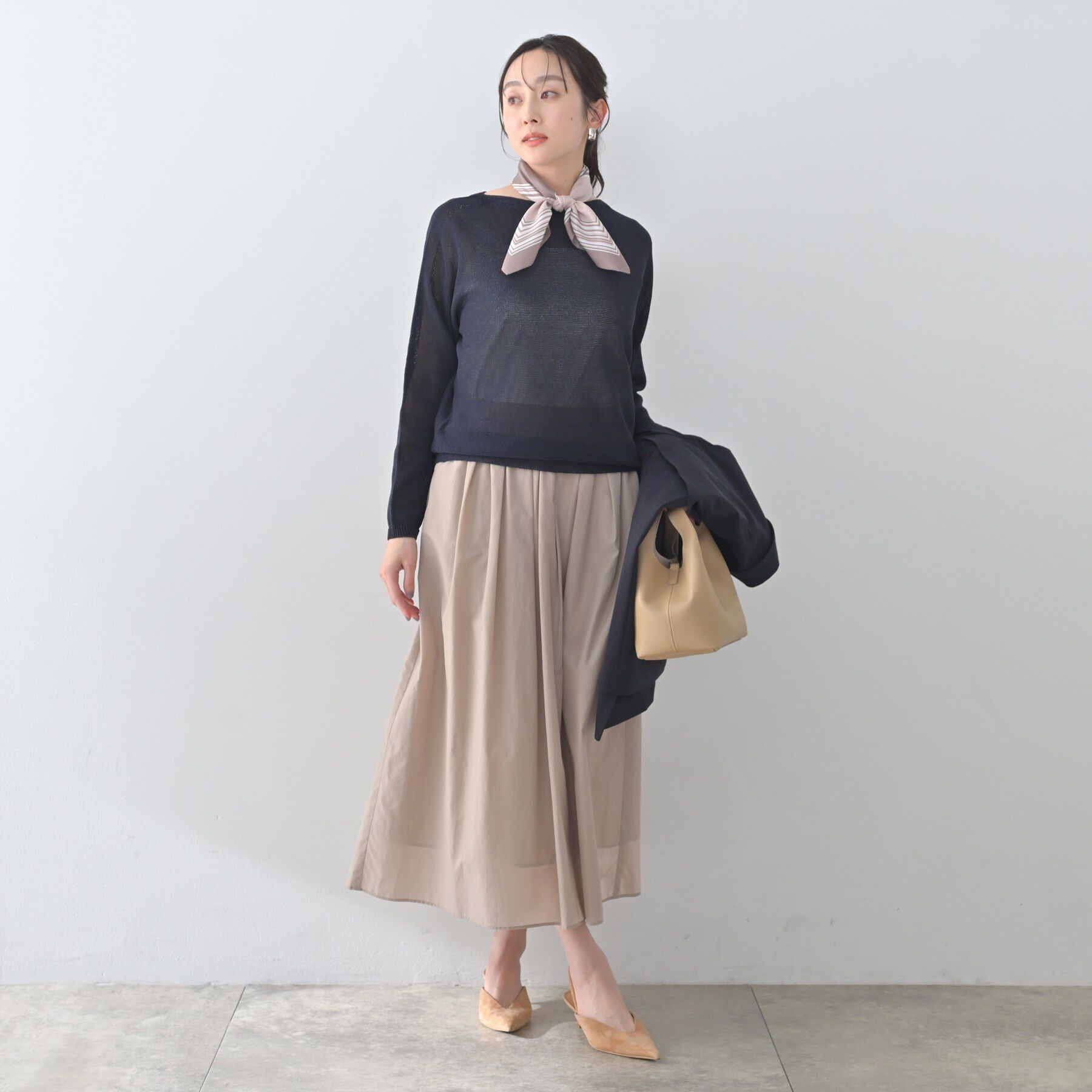 UNTITLED「【古畑星夏さん着用/8色展開/程よい透け感】ドライタッチボートネックニット」|ニット・セーター|