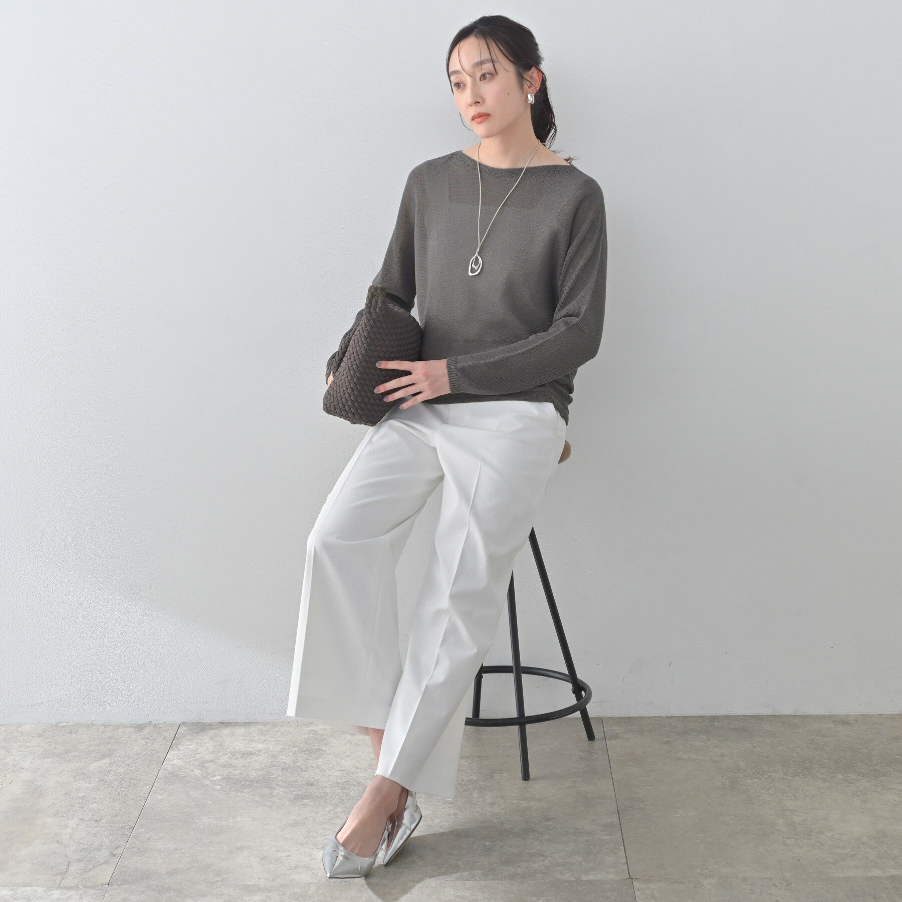 UNTITLED「【古畑星夏さん着用/8色展開/程よい透け感】ドライタッチボートネックニット」|ニット・セーター|