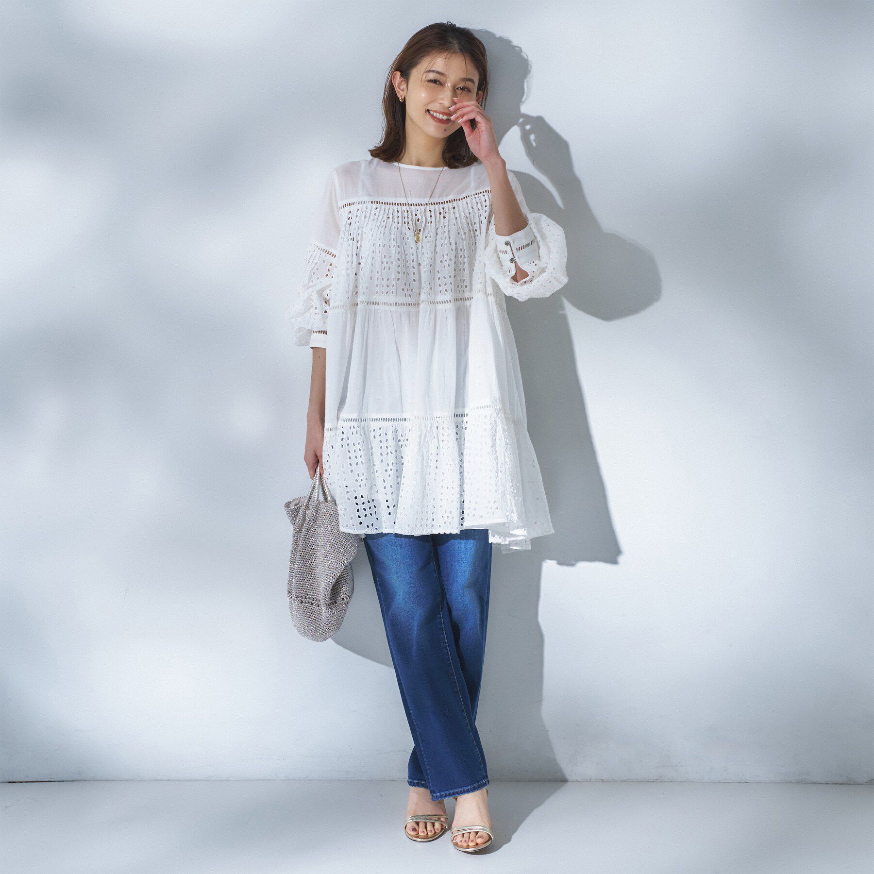 UNTITLED「【Audrey and John Wad】エンブロイダリーチュニックドレス」|シャツ・ブラウス|