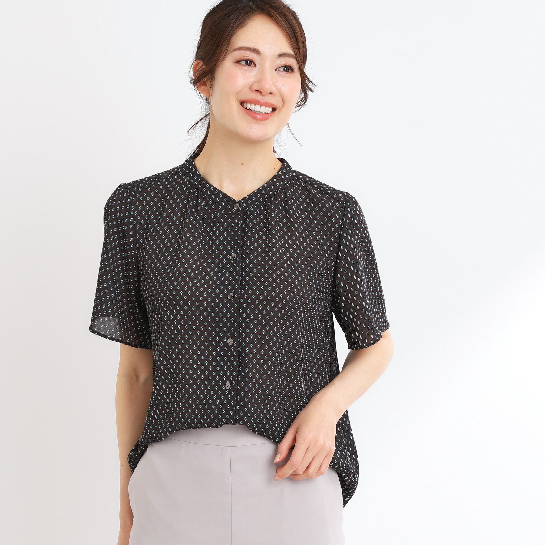 Reflect「【マシンウォッシュ可】五分袖コツキプリントブラウス」|シャツ・ブラウス|