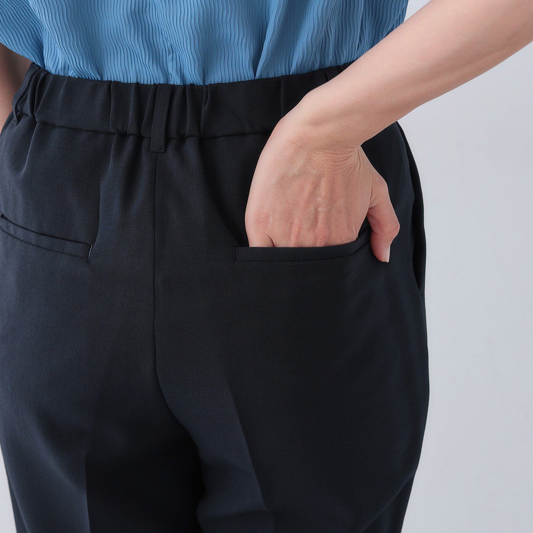 INDIVI「【定番スーツ／UVケア／洗える】ウール調タックテーパードパンツ」|スーツ|