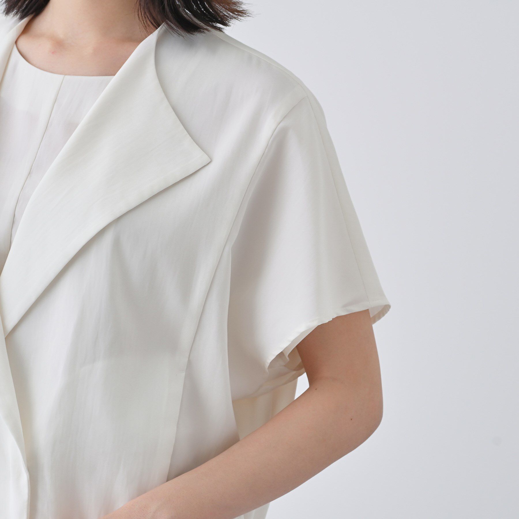 INDIVI「【通気性◎撥水／UVケア】フレンチスリーブ ブラウスライクジャケット」|テーラードジャケット|