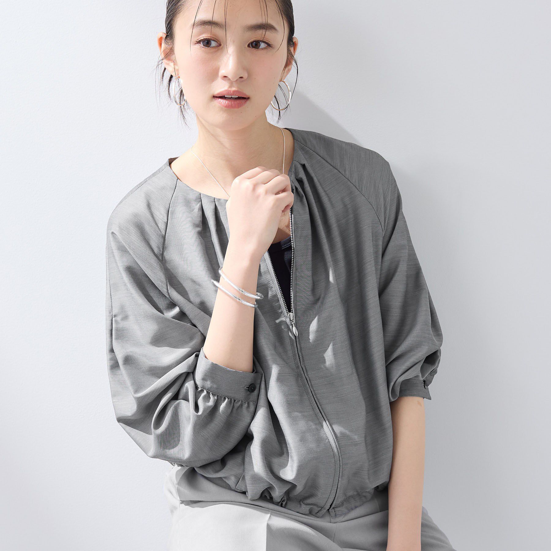 INDIVI「【洗える／大人シアー】エアリー バルーンブルゾン」|ブルゾン・スタジャン|ブラック(419)