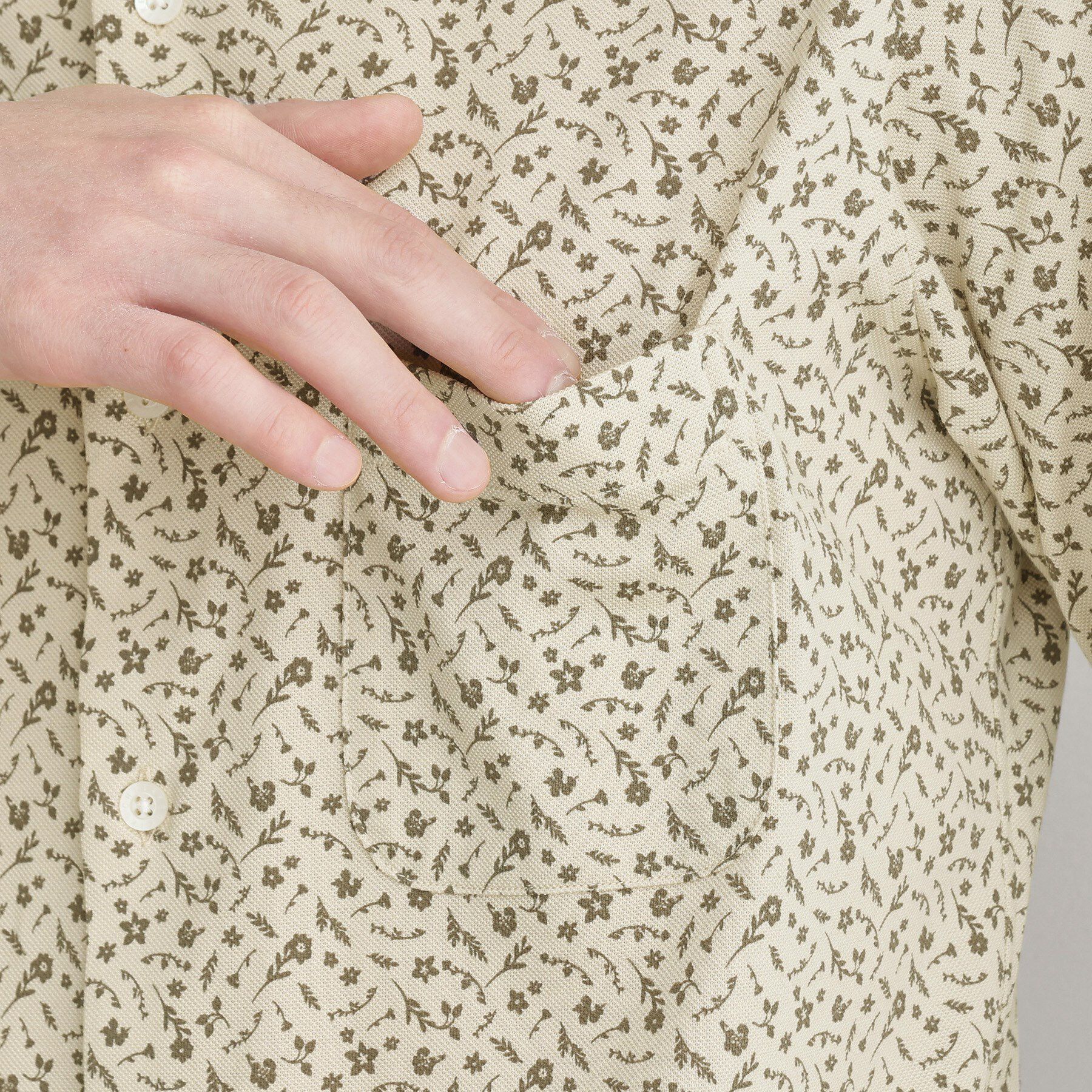 TAKEO KIKUCHI「クールマックス 鹿の子 フラワープリントシャツ」|シャツ・ブラウス|