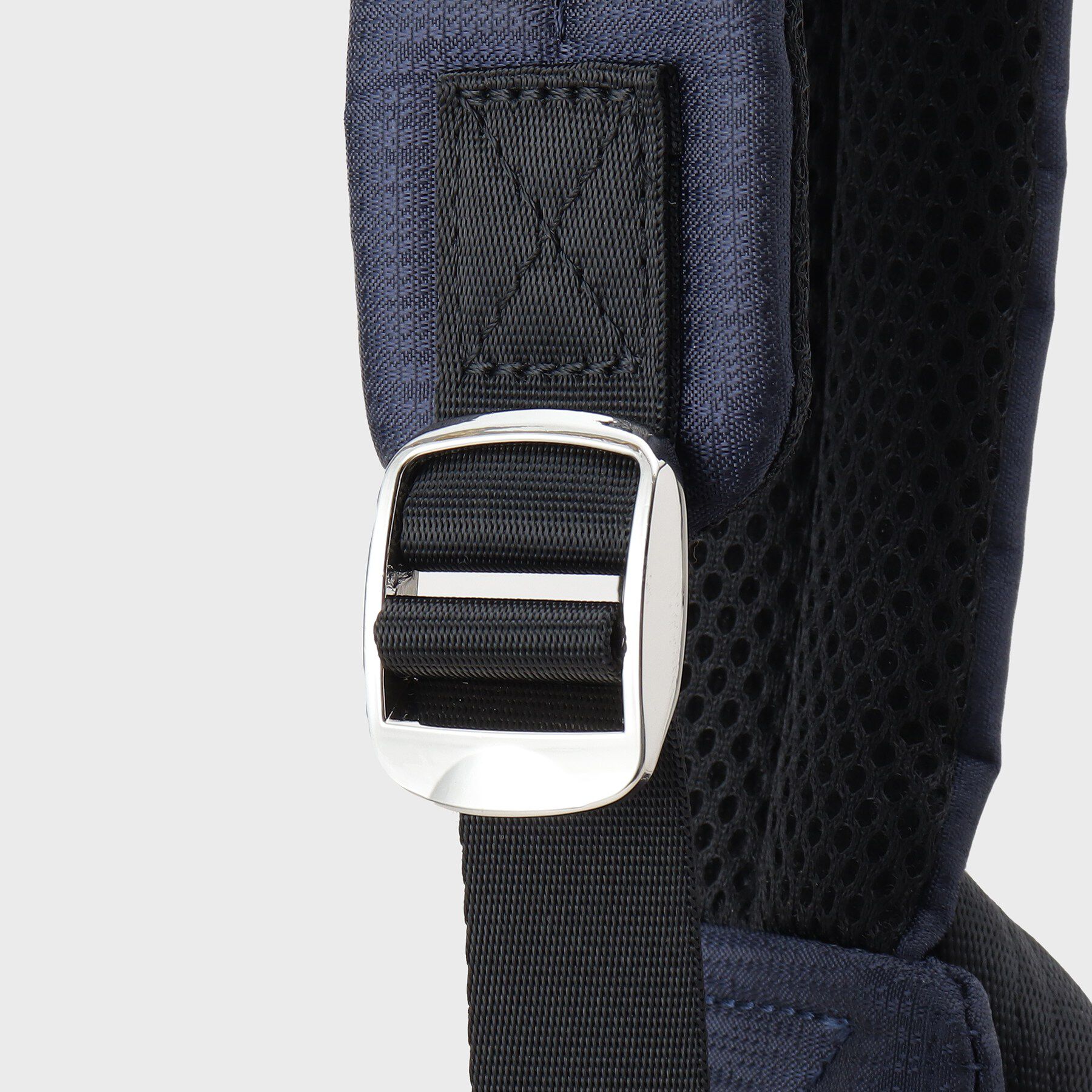 TAKEO KIKUCHI「水シボジャカードワンショルダーバッグ」|ショルダー・メッセンジャー|