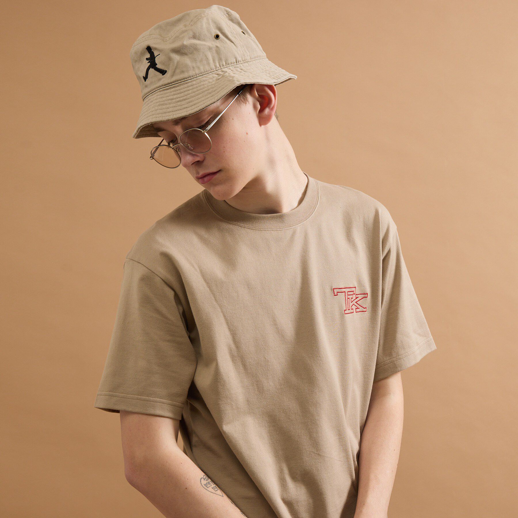 40CARATS&525「【Sサイズ～】TKワンポイント刺繍半袖Tシャツ」|Tシャツ・カットソー|