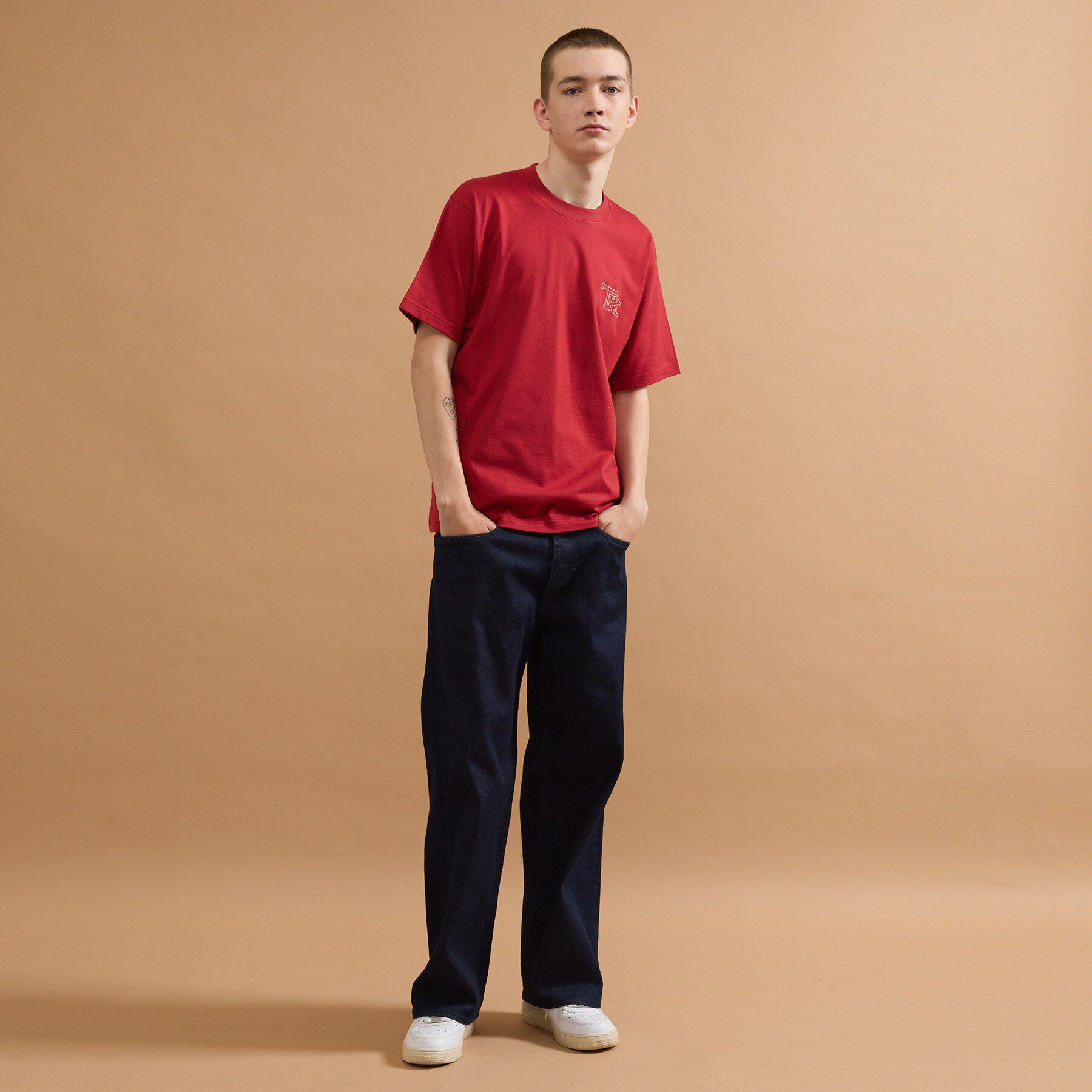 40CARATS&525「【Sサイズ～】TKワンポイント刺繍半袖Tシャツ」|Tシャツ・カットソー|