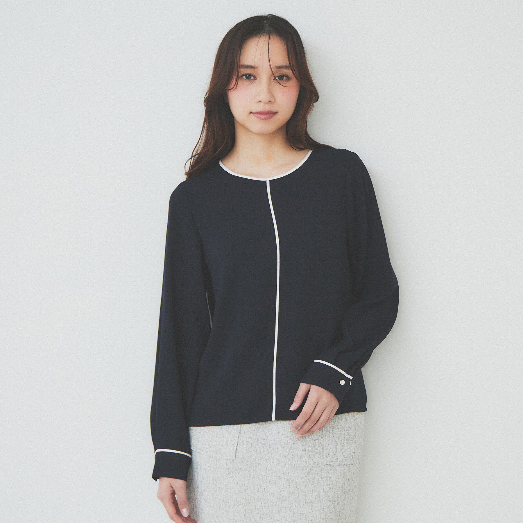 index「バイカラーパイピングブラウス【洗濯機洗い可】」|シャツ・ブラウス|