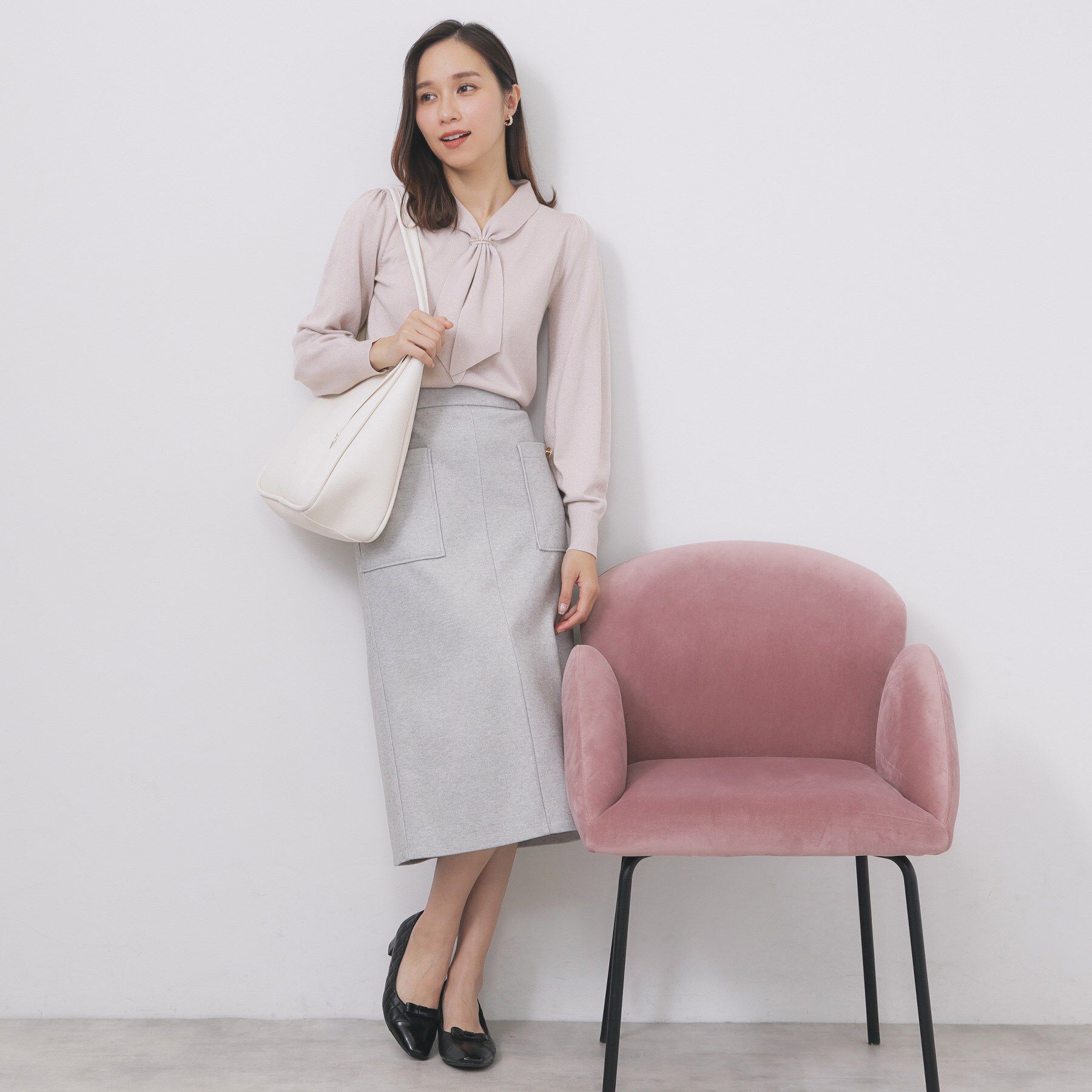 index「ゴールドパーツ付きボウタイニット【洗濯機OK】《10col/XS～LL》」|ニット・セーター|