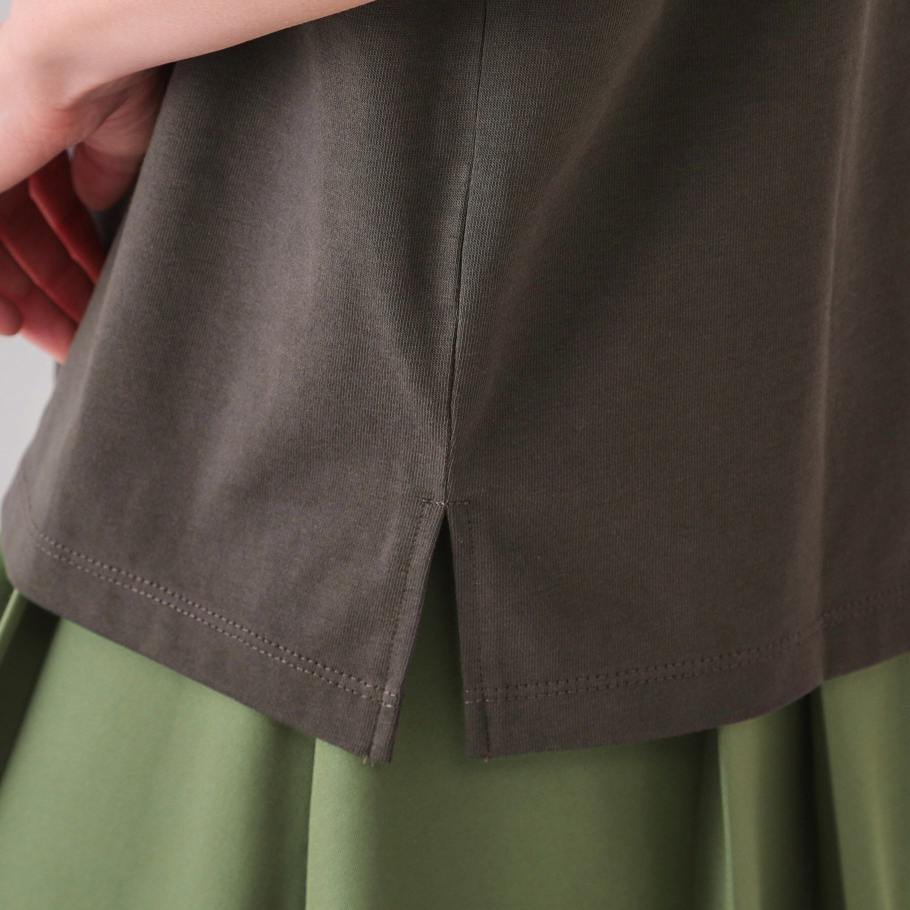 OPAQUE.CLIP「フロッキーロゴTシャツ【洗濯機洗い可】」|Tシャツ・カットソー|