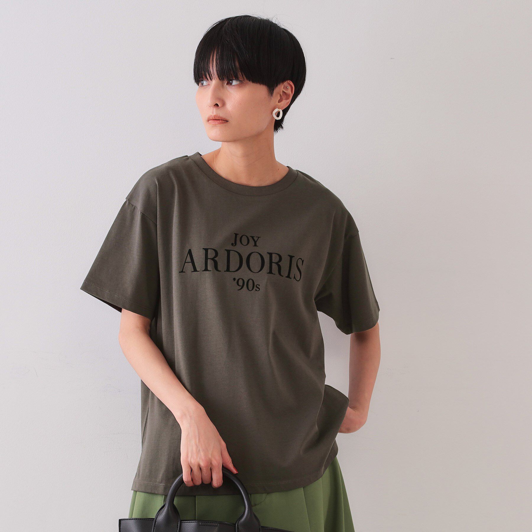 OPAQUE.CLIP「フロッキーロゴTシャツ【洗濯機洗い可】」|Tシャツ・カットソー|チャコールグレー(0