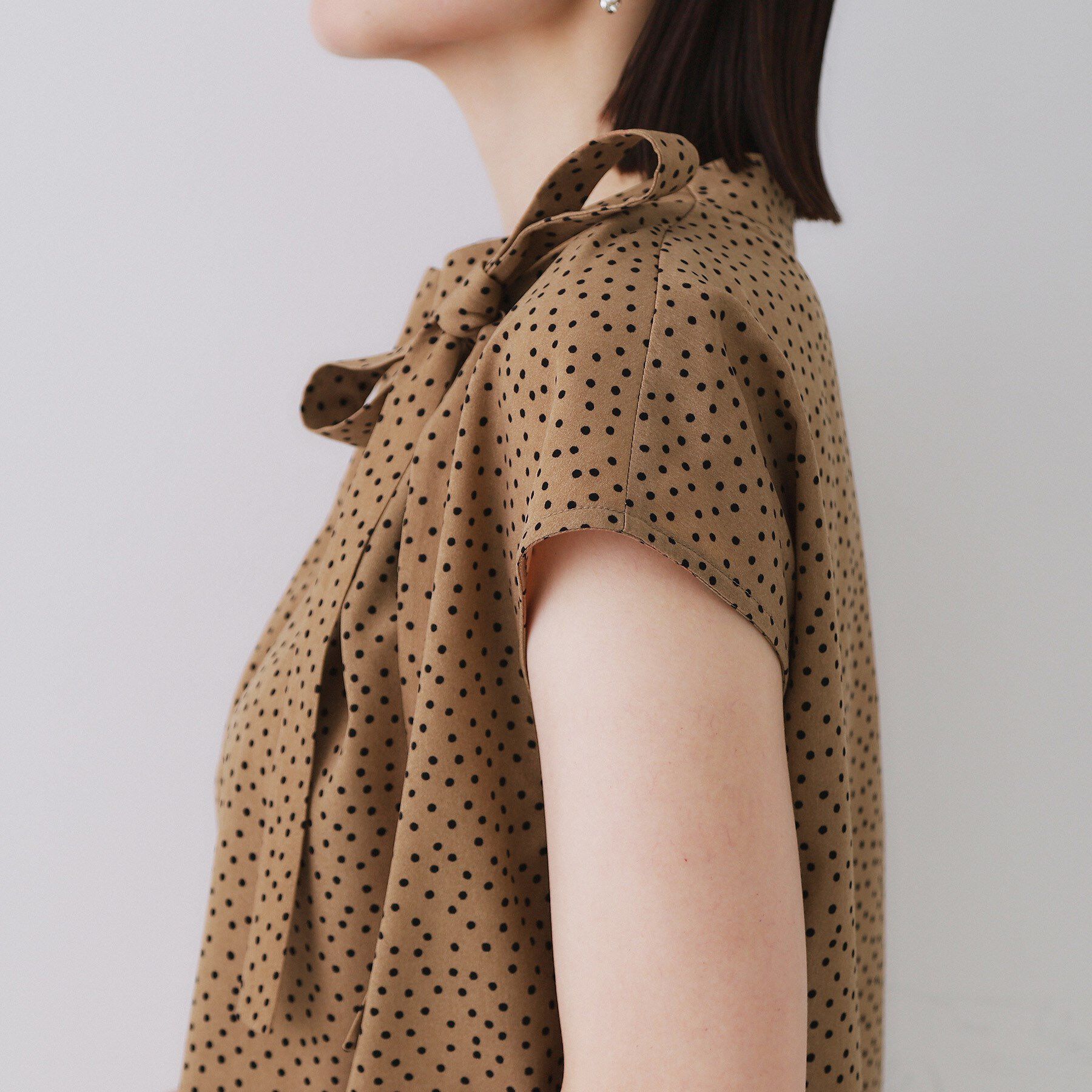 OPAQUE.CLIP「ラッピングボウタイドットブラウス【洗濯機洗い可】」|シャツ・ブラウス|