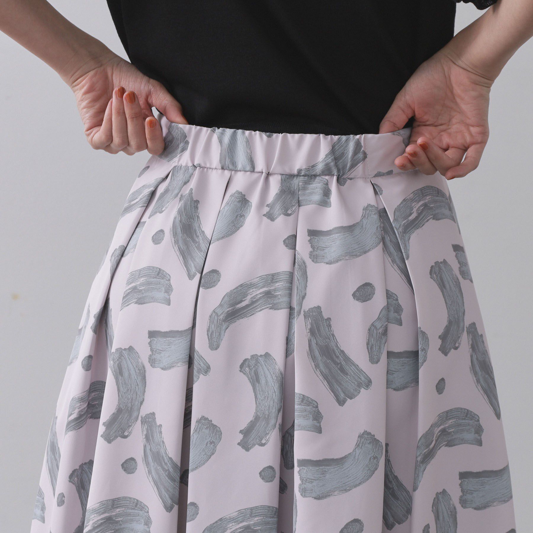 OPAQUE.CLIP「ブラッシュ柄タックフレアスカート【洗濯機洗い可】」|スカート|