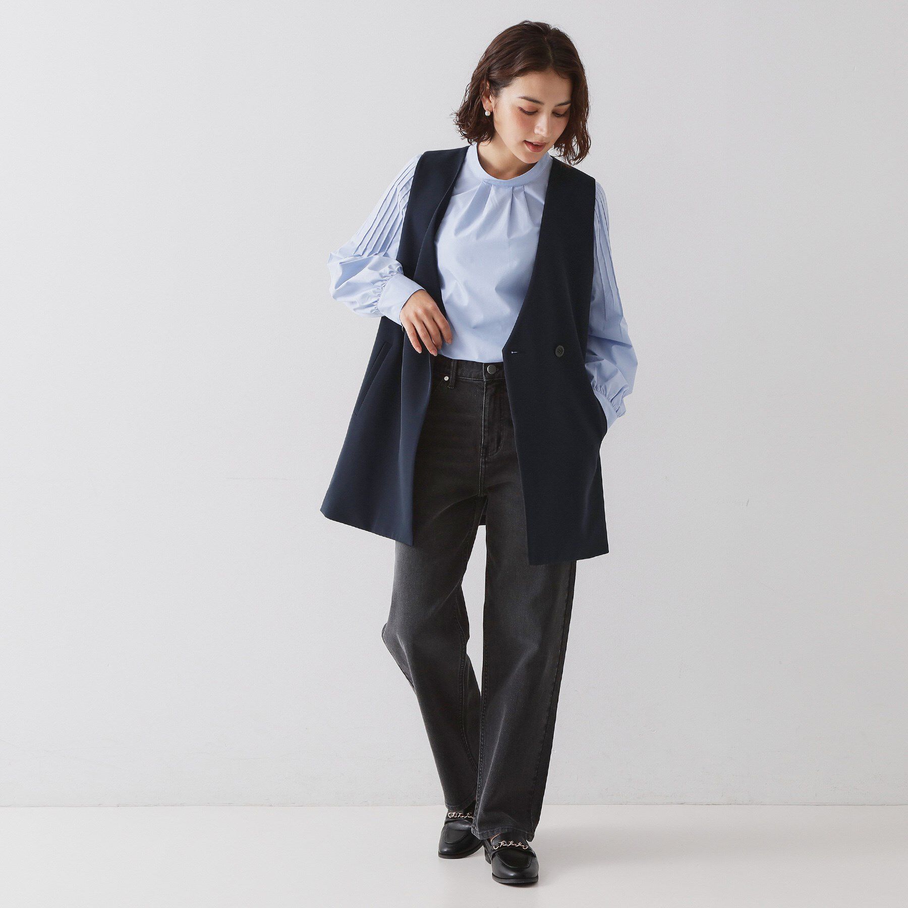 OPAQUE.CLIP「《通勤対応》Vネックミドルジレ【洗濯機OK】」|ベスト・ジレ|