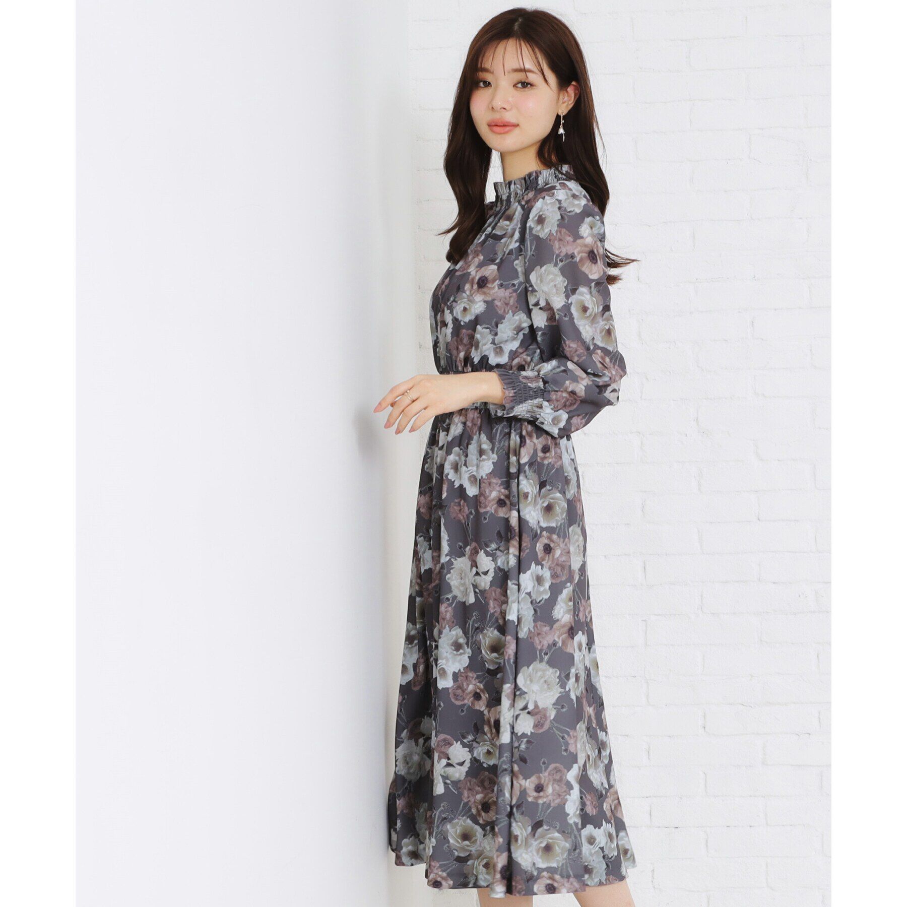 Couture broach「【大人フェミニン・一枚で着映える】Springフラワーシャーリングワンピ」|ワンピース|